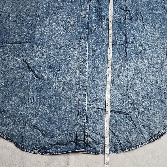 2644 NWT Kori AmericaI Could Be Famous Denim Button Up Aize 1XL - Picture 6 of 7